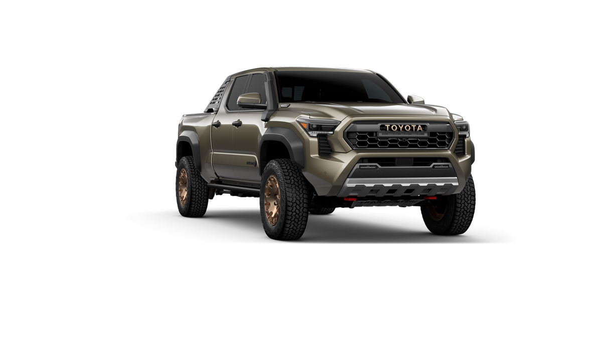 2026 Toyota Tacoma i-FORCE MAX Trailhunter