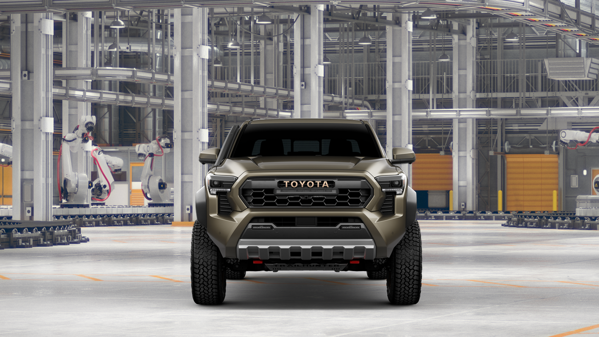 2026 Toyota Tacoma i-FORCE MAX Trailhunter