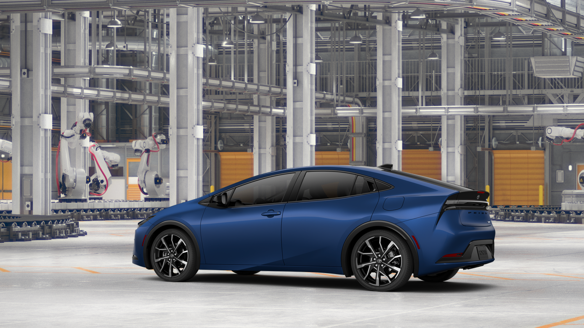 2027 Toyota Prius Plug-in Hybrid XSE Premium