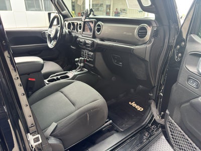 2020 Jeep Wrangler Sahara