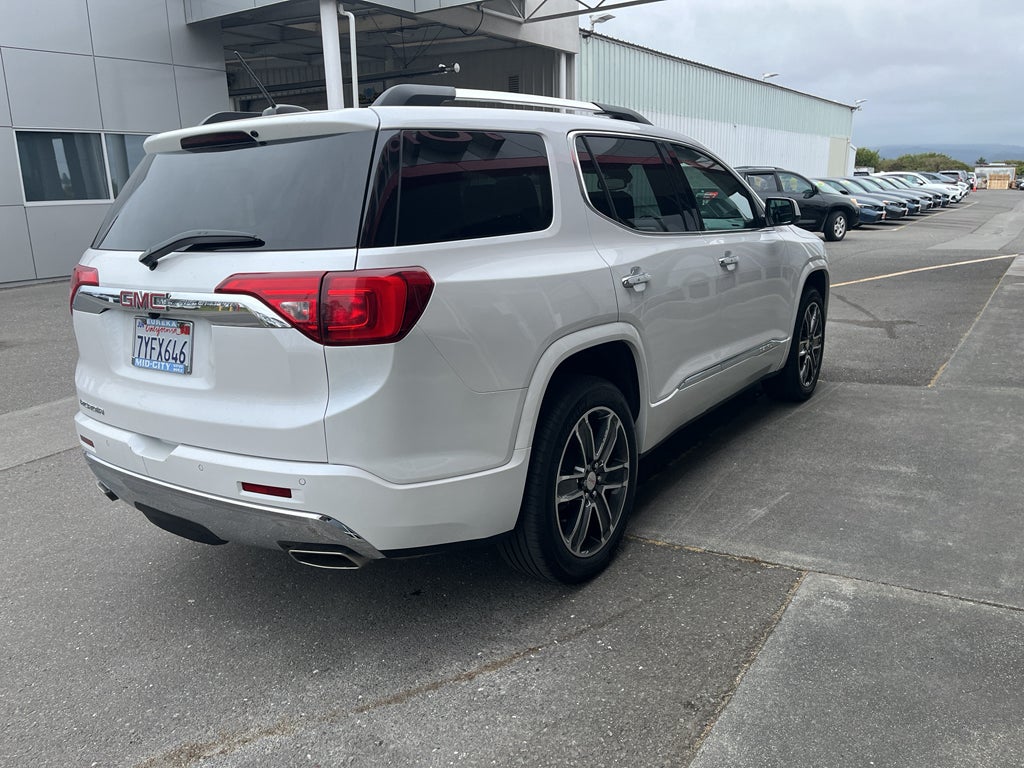 2017 GMC Acadia Denali