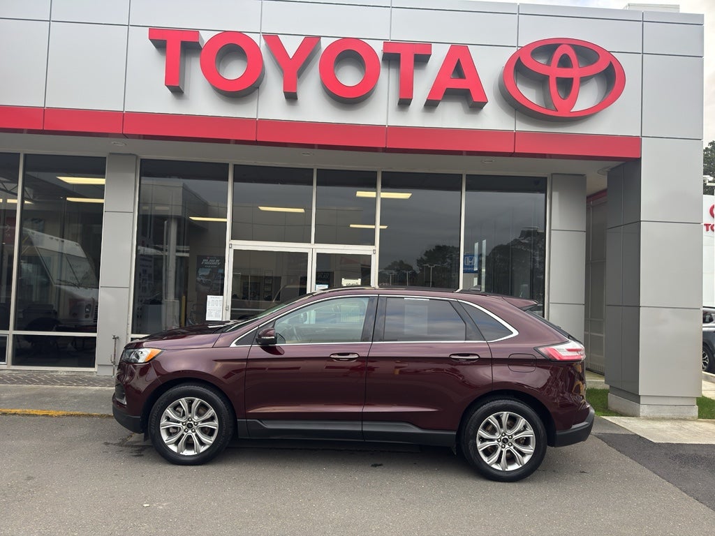 2024 Ford Edge Titanium