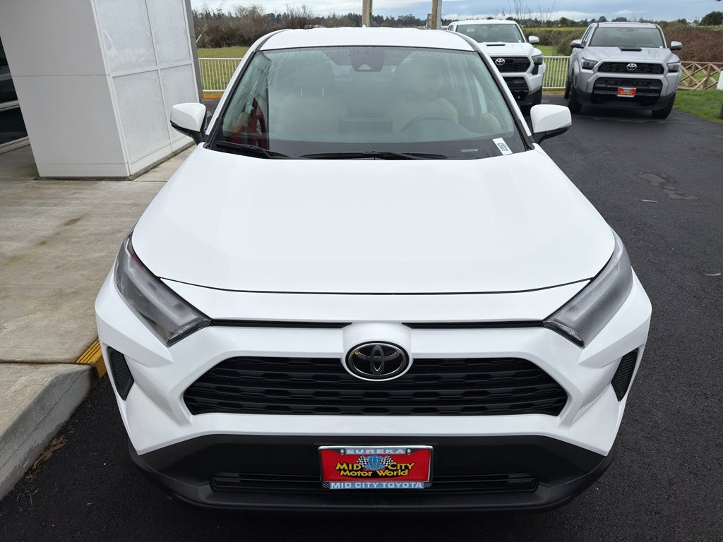 2025 Toyota RAV4 LE