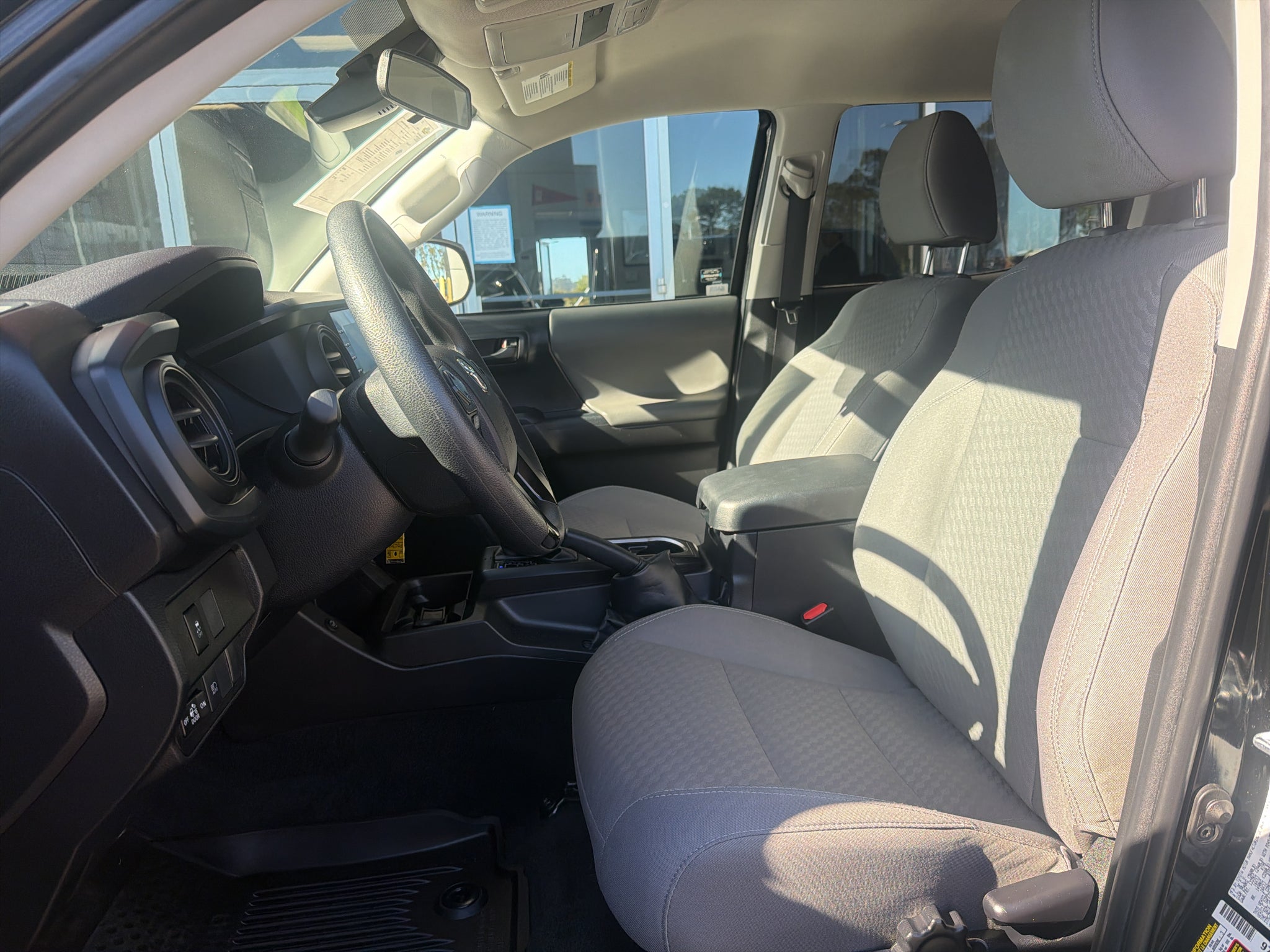 2022 Toyota Tacoma SR