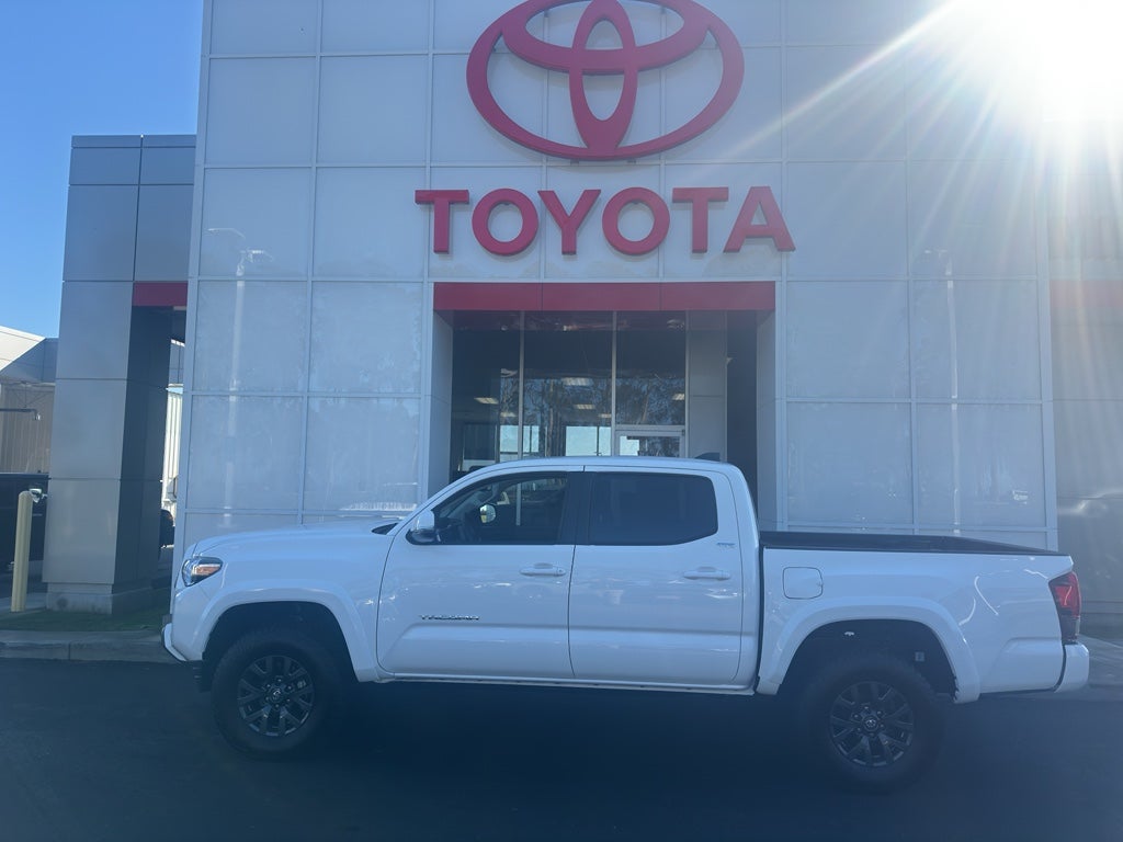 2023 Toyota TACOMA SR5 SR5