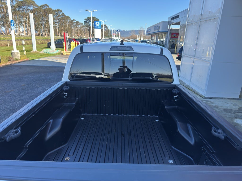 2023 Toyota TACOMA SR5 SR5