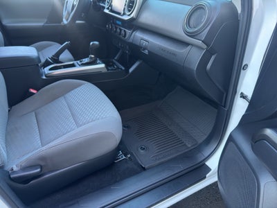 2023 Toyota TACOMA SR5 SR5