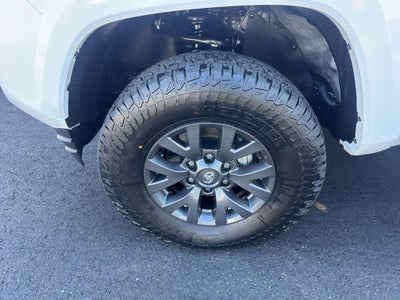 2023 Toyota TACOMA SR5 SR5