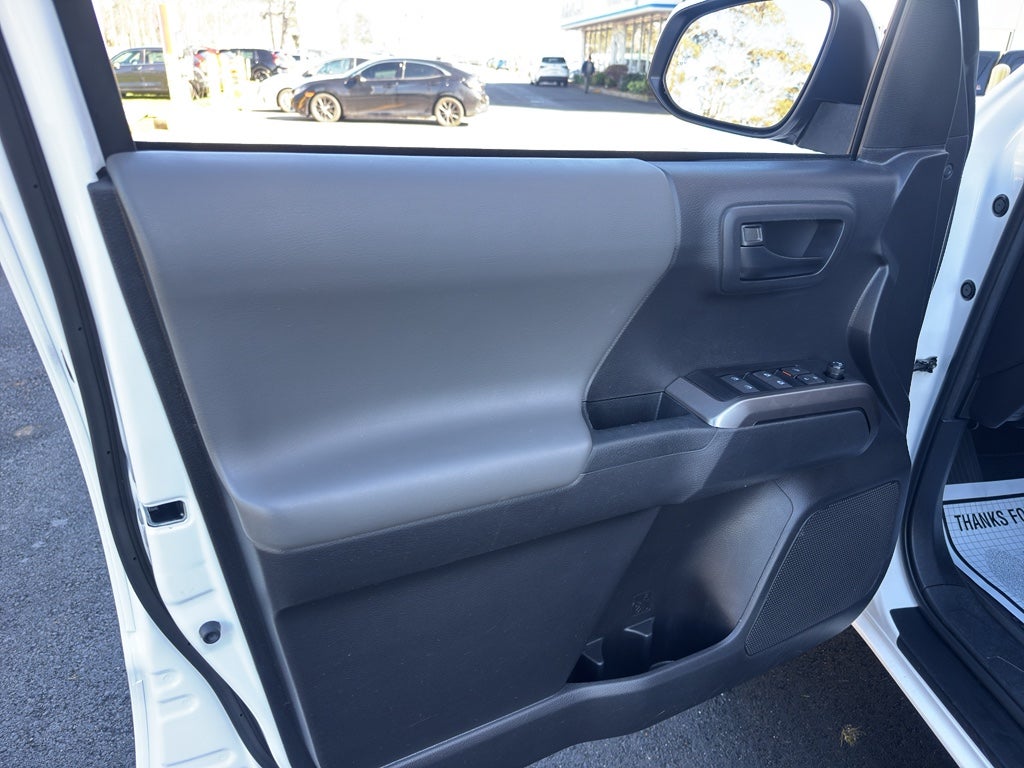 2023 Toyota TACOMA SR5 SR5