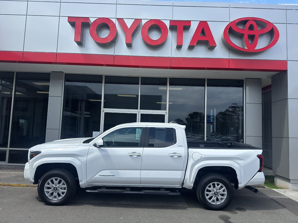 2024 Toyota TACOMA SR5 SR5