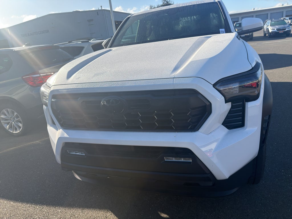 2026 Toyota Tacoma i-FORCE MAX TRD Off-Road i-FORCE MAX