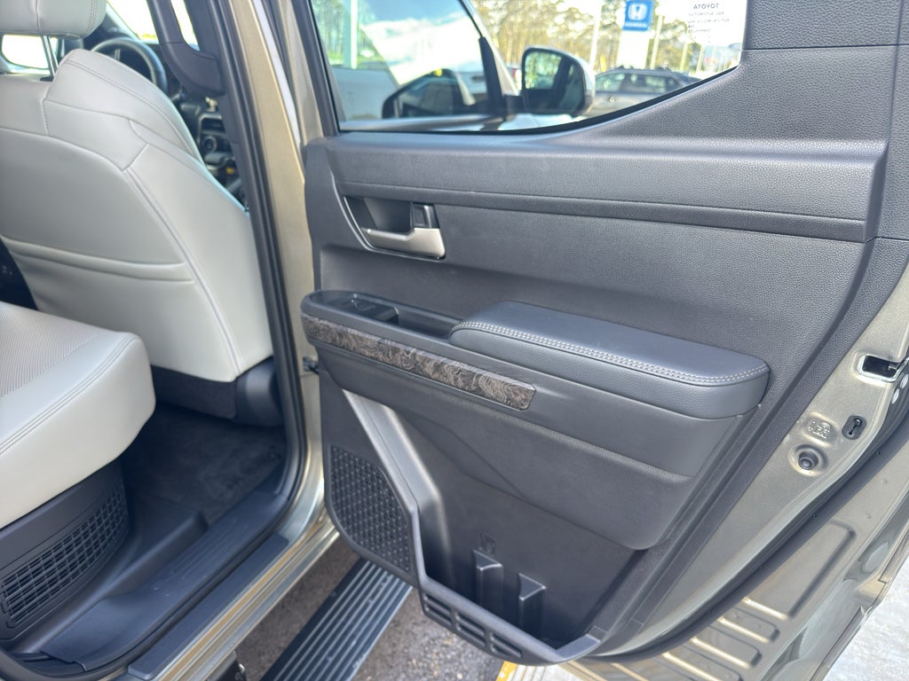 2025 Toyota TACOMA LTD HV Limited Hybrid