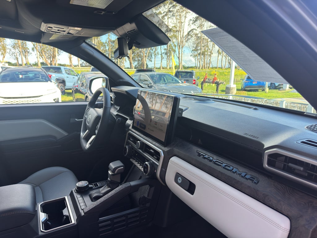 2025 Toyota TACOMA LTD HV Limited Hybrid