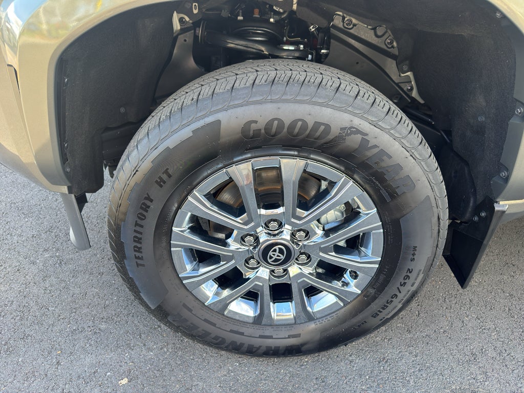 2025 Toyota TACOMA LTD HV Limited Hybrid