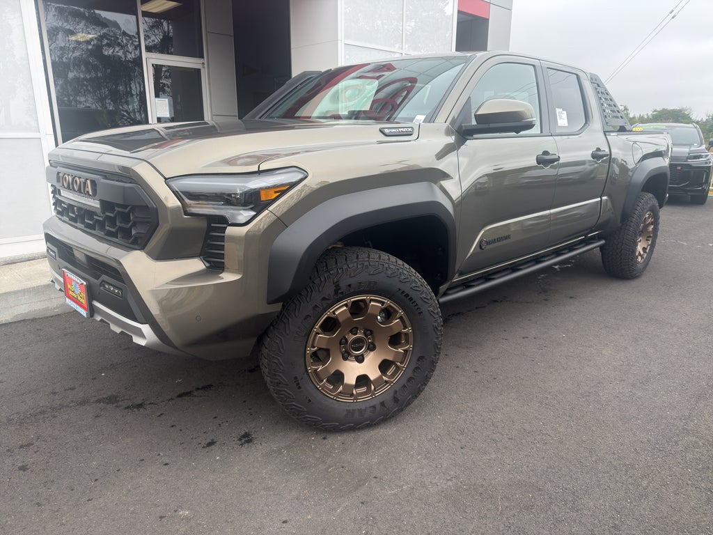 2026 Toyota Tacoma i-FORCE MAX Trailhunter