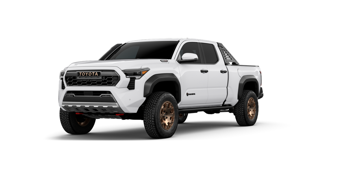2026 Toyota Tacoma i-FORCE MAX Trailhunter