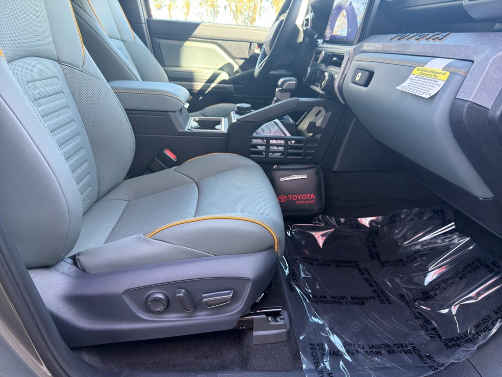 2026 Toyota Tacoma i-FORCE MAX Trailhunter