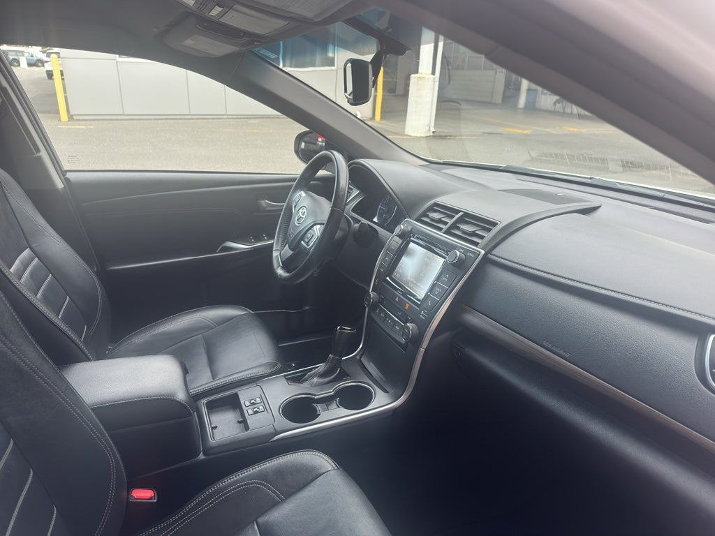 2017 Toyota CAMRY XLE