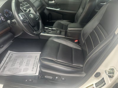 2017 Toyota CAMRY XLE