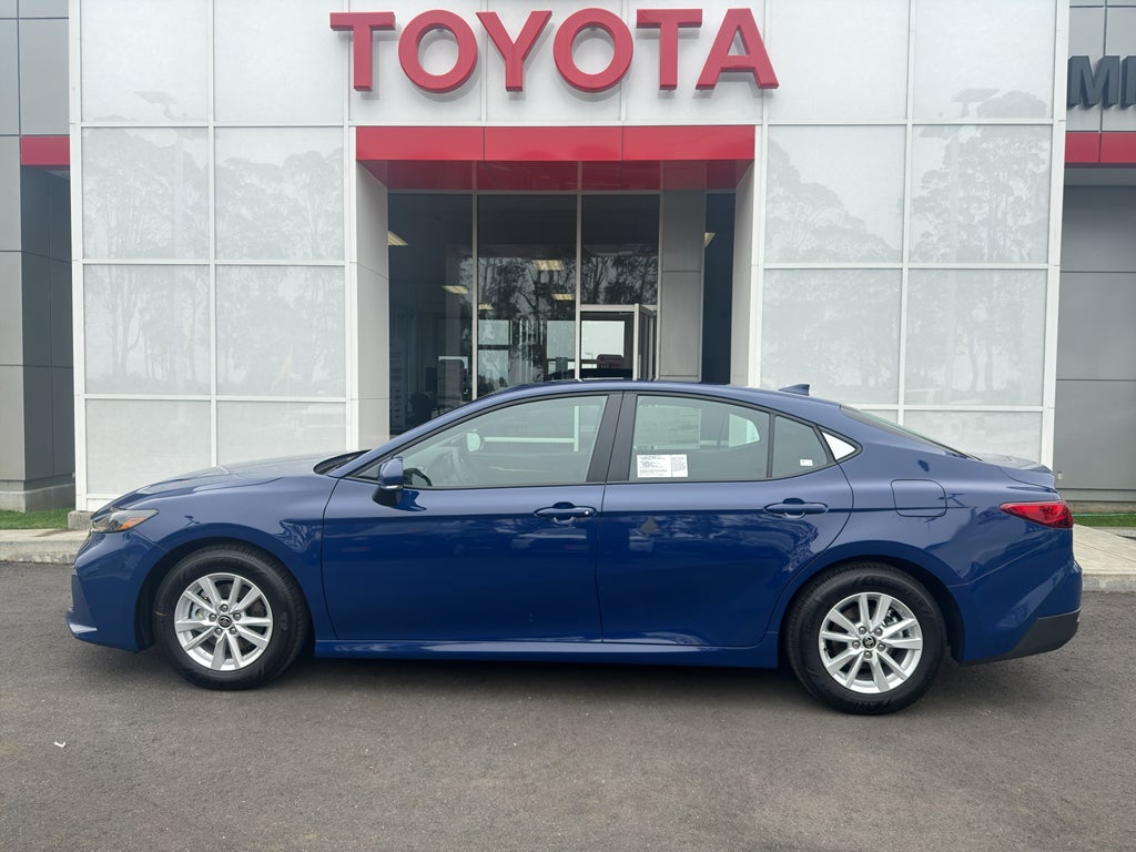 2026 Toyota Camry Hybrid LE