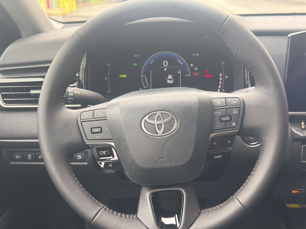 2026 Toyota Camry Hybrid LE