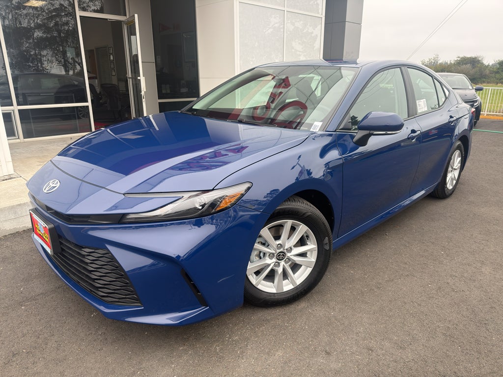 2026 Toyota Camry Hybrid LE