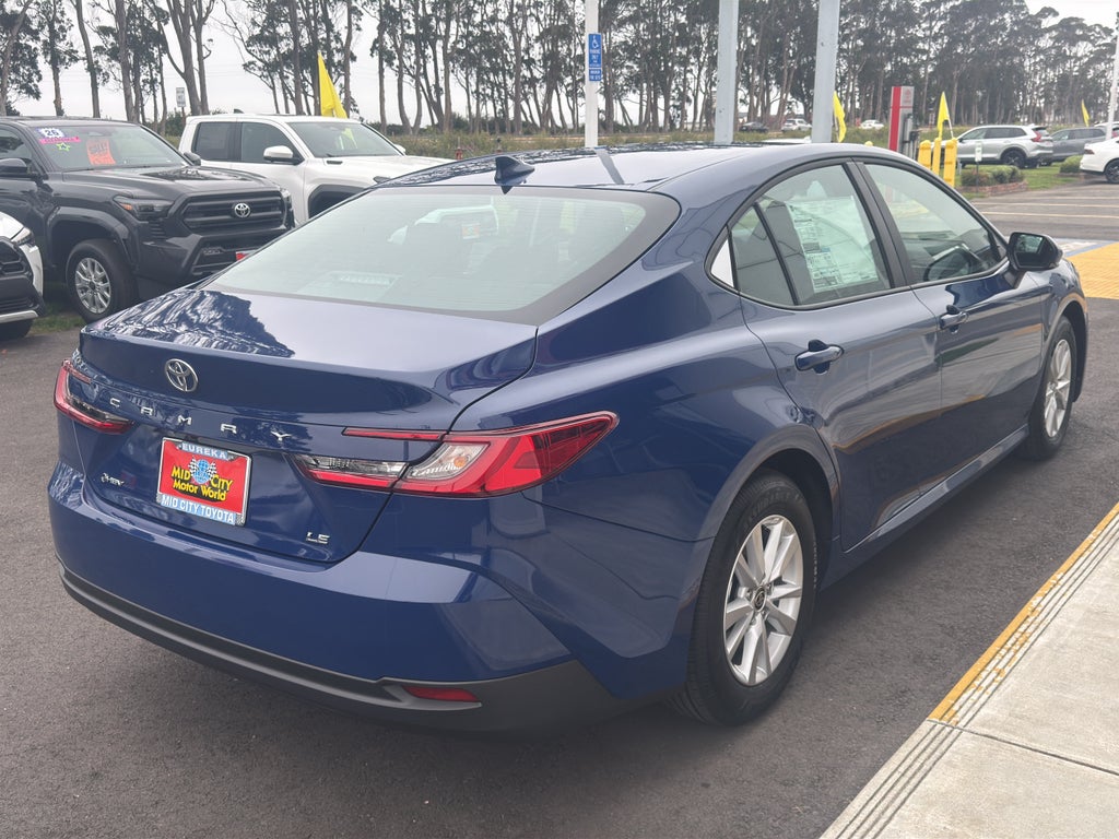 2026 Toyota Camry Hybrid LE