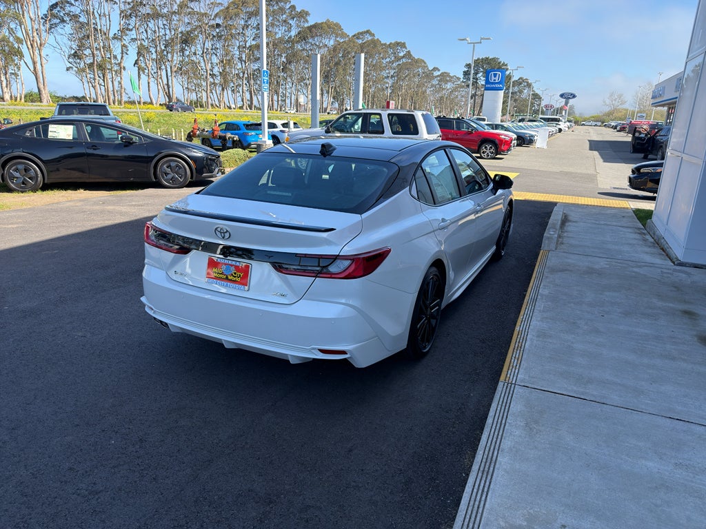 2026 Toyota Camry Hybrid XSE