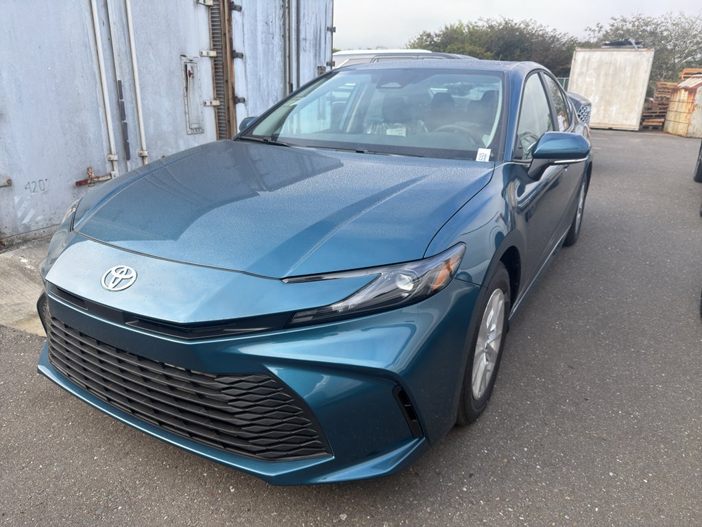 2026 Toyota Camry Hybrid LE