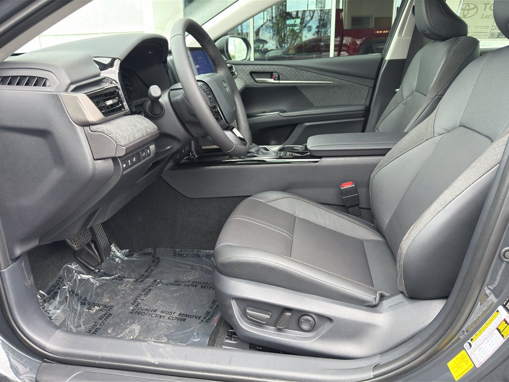 2026 Toyota Camry Hybrid XLE