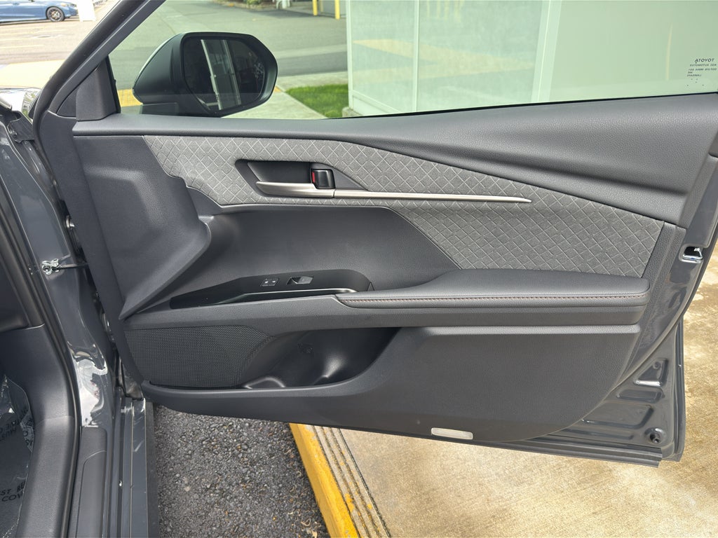 2026 Toyota Camry Hybrid XLE