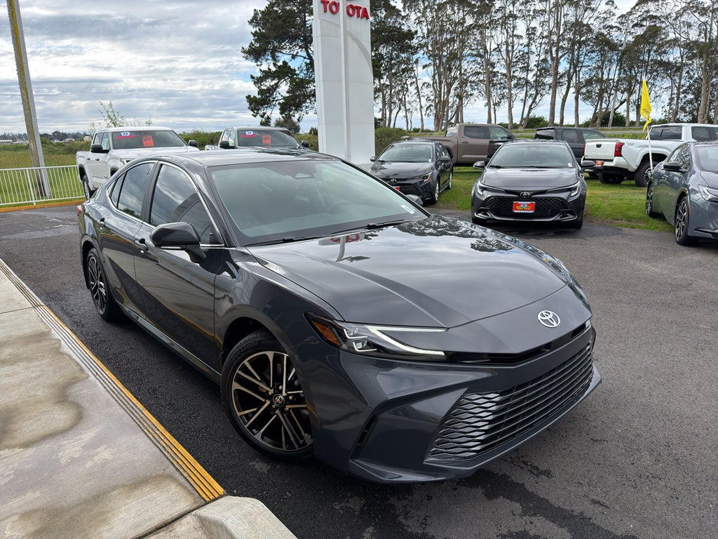 2026 Toyota Camry Hybrid XLE