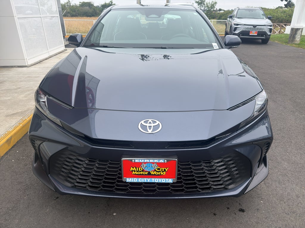 2026 Toyota Camry Hybrid SE