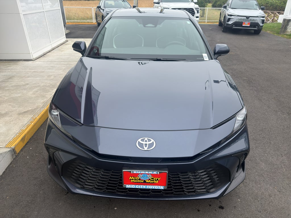 2026 Toyota Camry Hybrid SE