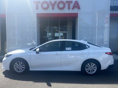 2026 Toyota Camry Hybrid LE