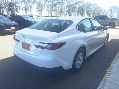 2026 Toyota Camry Hybrid LE