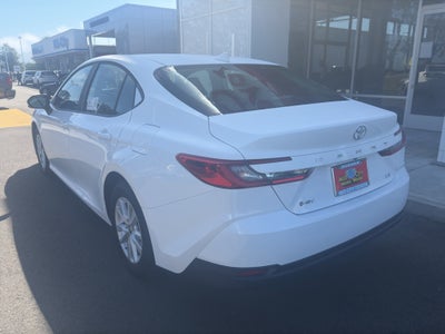 2026 Toyota Camry Hybrid LE