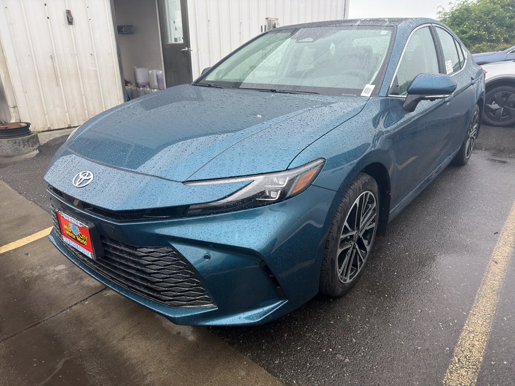 2026 Toyota Camry Hybrid XLE