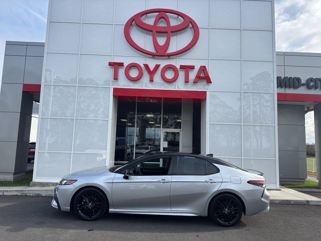 2022 Toyota CAMRY XSE