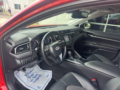 2020 Toyota CAMRY SE