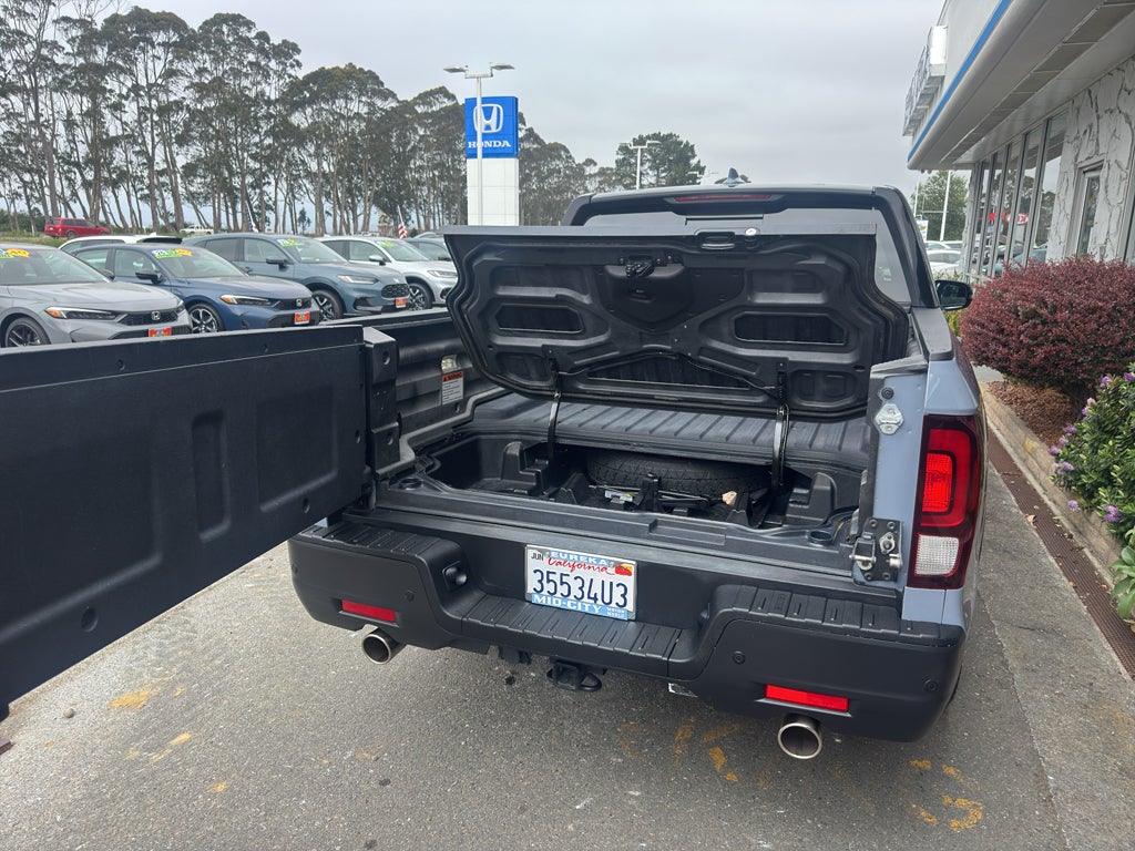 2023 Honda Ridgeline Black Edition