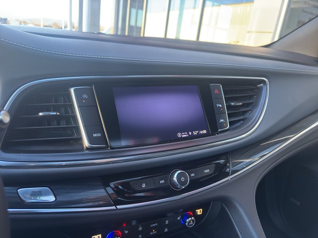 2022 Buick Enclave Essence