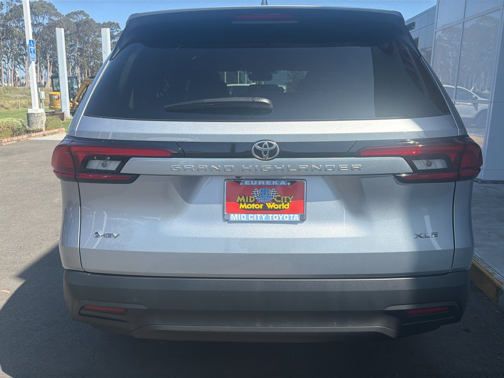 2026 Toyota Grand Highlander Hybrid Hybrid XLE