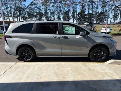 2026 Toyota Sienna Woodland Edition
