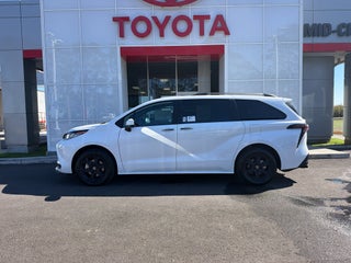 2026 Toyota Sienna Woodland Edition