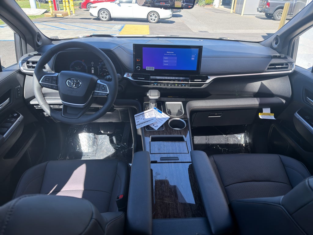 2026 Toyota Sienna Platinum