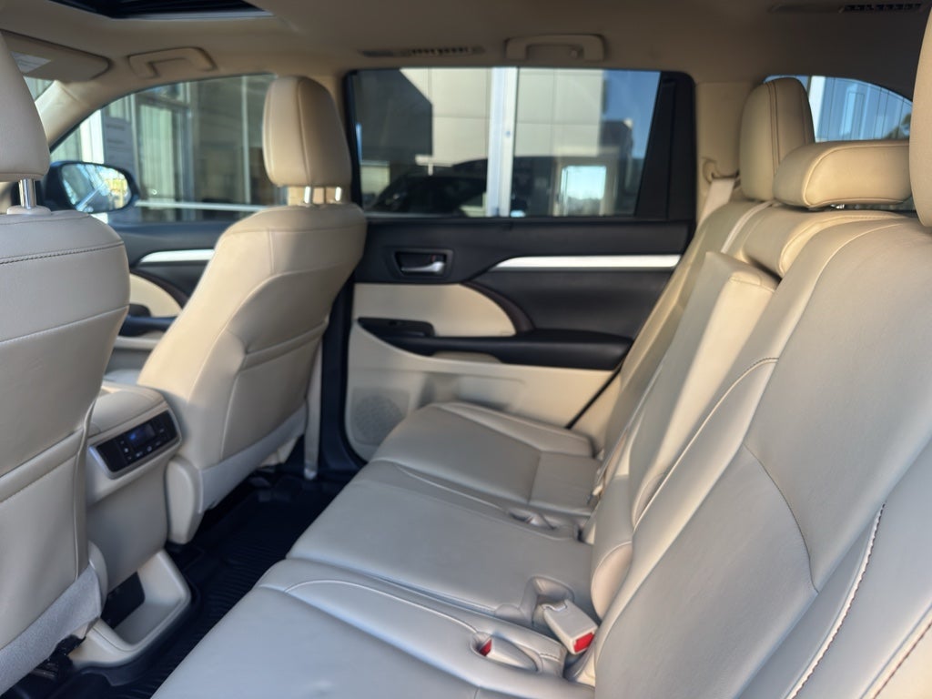 2019 Toyota HIGHLANDER HYBRD Hybrid XLE