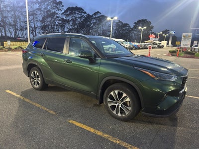 2023 Toyota Highlander Hybrid Hybrid XLE
