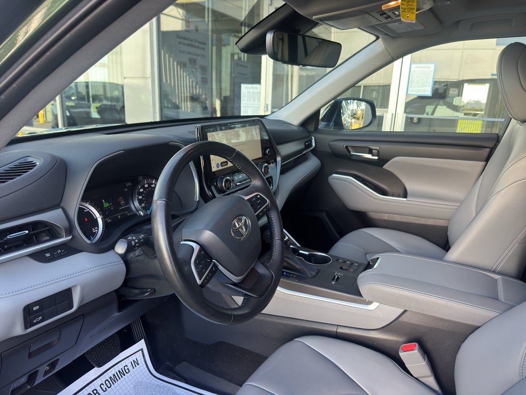 2023 Toyota HIGHLANDER HYBRD Hybrid XLE