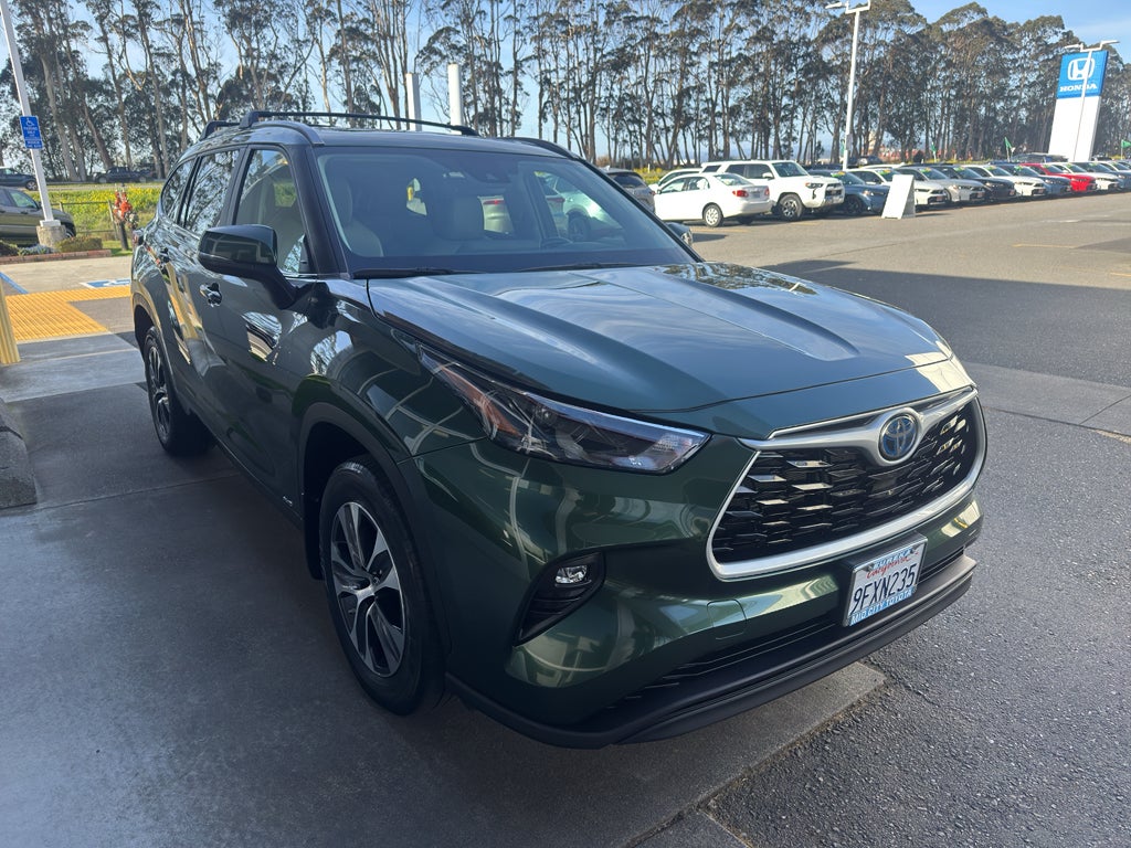 2023 Toyota HIGHLANDER HYBRD Hybrid XLE